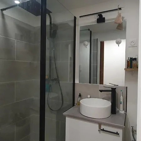Quiet Nest In Apartmán Paříž